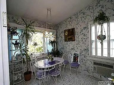 Breakfast room before